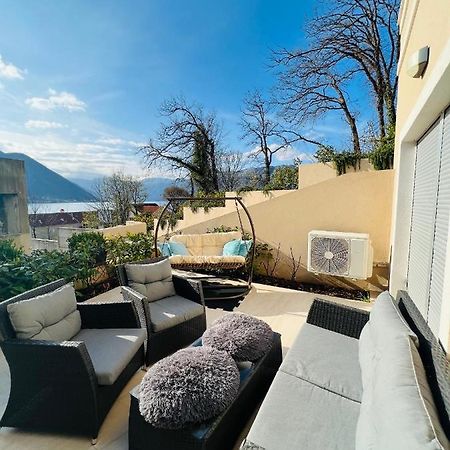 Apartment With Terrace And Private Parking Kotor Eksteriør billede