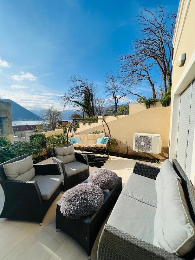 Apartment With Terrace And Private Parking Kotor Eksteriør billede