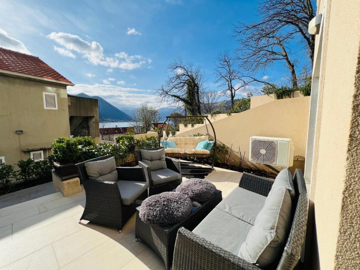 Apartment With Terrace And Private Parking Kotor Eksteriør billede