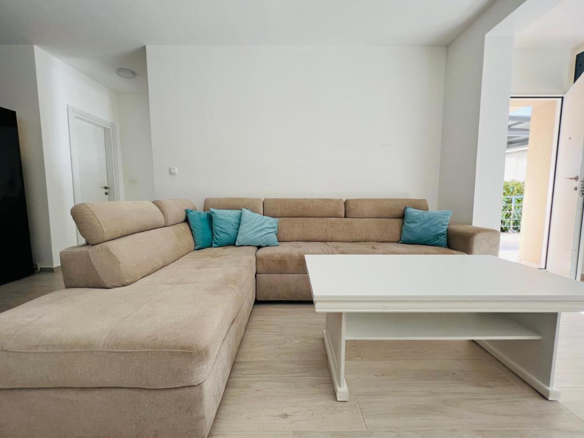 Apartment With Terrace And Private Parking Kotor Eksteriør billede