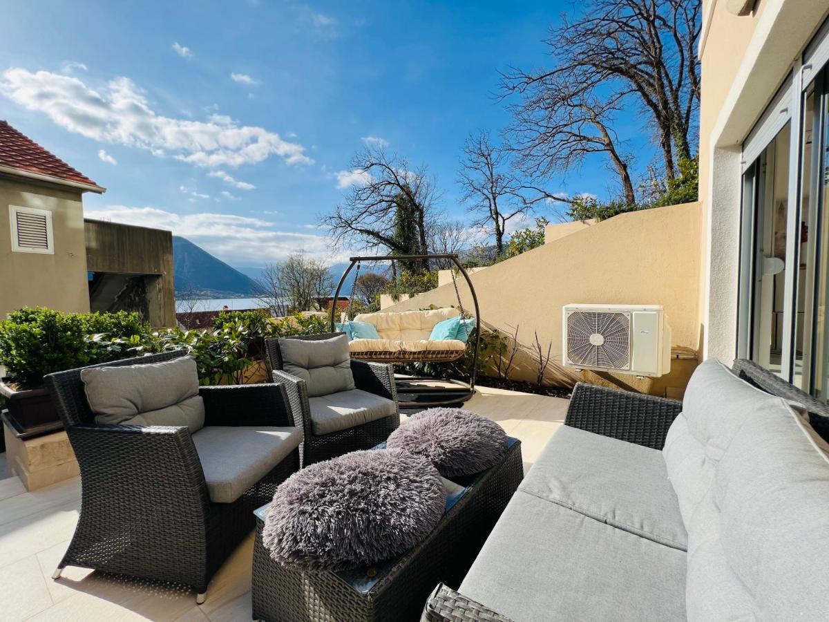 Apartment With Terrace And Private Parking Kotor Eksteriør billede