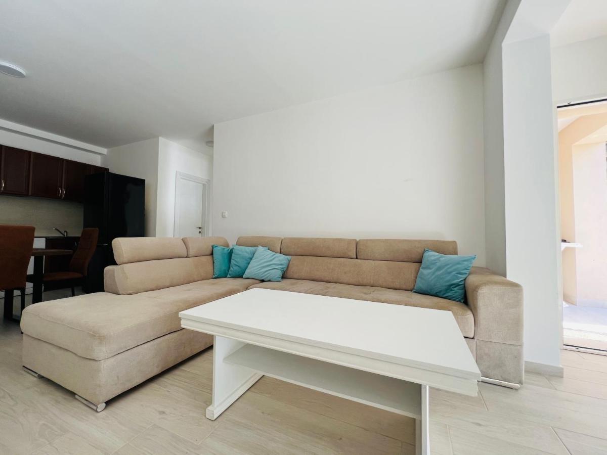 Apartment With Terrace And Private Parking Kotor Eksteriør billede